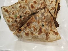 -溢心园香河肉饼总店