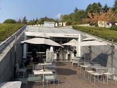 -UNI UNI(环亚凯瑟琳店)