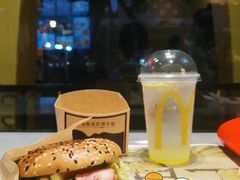 -麦当劳(沙面店)