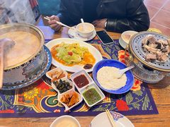 -蒙亨·手把肉·蒙古包文化主题餐厅(天恒广场店)