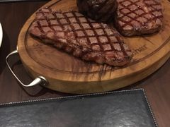 -恰餐厅及酒吧 CHAR Bar & Grill (北京丽都皇冠假日店)
