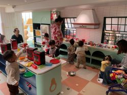 -奈尔宝·儿童乐园·亲子餐厅(华采天地店)
