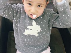 -茂菊口腔连锁(浦东南路店)