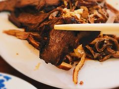 -溢心园香河肉饼总店