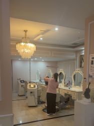 点击看大图 -Bollins波林丝•专研护发中心