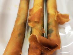虾仁荠菜春卷-耿福兴(凤凰美食街店)