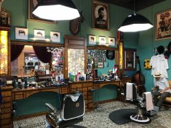 -小戈男士复古理发馆barber shop