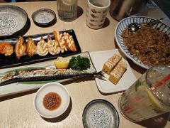 -万岁料理回转寿司(华贸店)