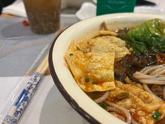 -丽丽三鲜螺蛳粉(田林路店)