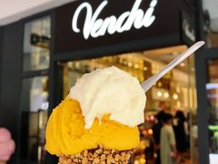 -VENCHI 闻绮(上海佛罗伦萨小镇店)
