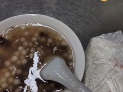 -芳婆糕团店(王府大街店)