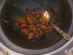 -哈尔滨烧烤·山河村铁锅炖(交大店)