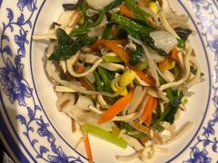 -古都历食南京菜·烤鸭·鸭血粉丝·汤包(南京博物院店)