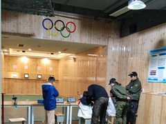 -都市枪神实弹射击俱乐部