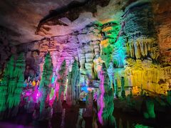 -泰安地下龙宫景区