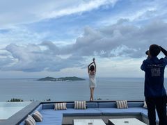 -瑰丽酒店·海吧·天际下午茶·现场DJ·天台酒吧