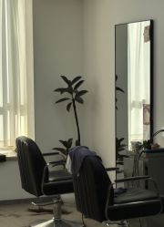 -LILI·HAIR SALON理理造型