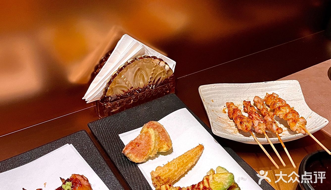 万达这家烧鸟店!好有情调…. 好好吃