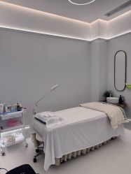 -苑苑vbeauty科技美容SPA