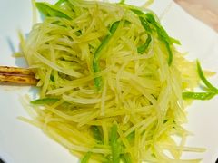 尖椒土豆丝-原乡本味景山西街烤鸭店(北海公园店)