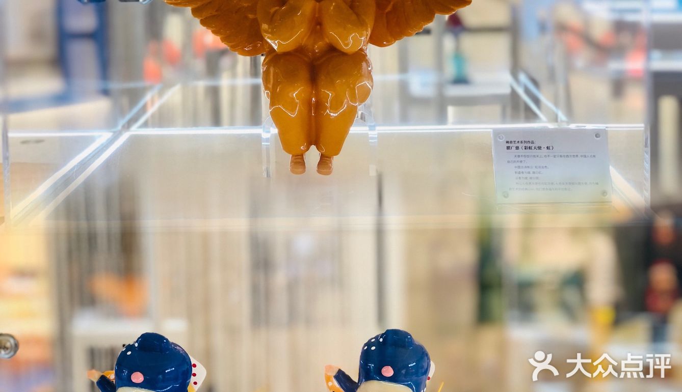 在这里、返璞归瑧深圳艺术感爆棚商场万科里