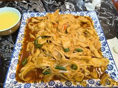 辣白菜炒猫耳朵-后卫寨猫耳朵(后卫寨店)