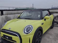 -上海宝诚中环BMW·MINI4S店