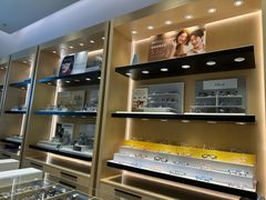 -博士眼镜(罗湖喜荟城店)