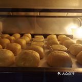 黄油220克 白砂糖20克 盐2克