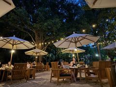 -三亚艾迪逊酒店·海滩烧烤 BARBACOA·现场乐队·浪漫晚餐·烧烤海鲜