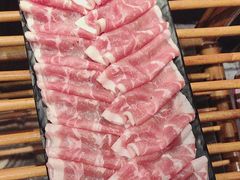 -老牌坊云南鱼豆花火锅(哈西万达店)