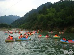 -龙井峡漂流
