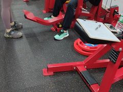 -坚果健身24小时工作室(定西路店)