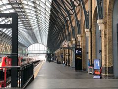 -九又四分之三站台哈利波特商店