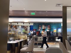 -金马门国际美食百汇(珞喻路店)