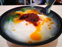 骨汁烫面-小竖点徽派卷面皮(洪都店)