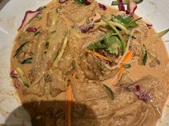 -关东小磨东北菜(上海长风大悦城店)