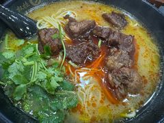 -志权牛肉面(灵山路店)