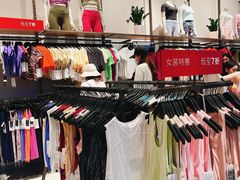 -lululemon(比斯特购物村店)