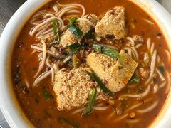 -官渡李记小锅米线(新亚洲体育城百合园东北)