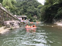 -藏龙百瀑漂流