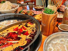 -周小明火锅(黑金冠社区店)