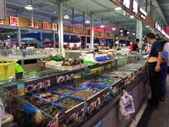 -四川小胡子海鲜(丁村万人海鲜广场店)