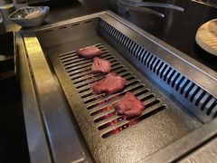 厚切牛舌-松阪牛焼肉M(法善寺横丁店)