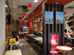 -麦当劳(汉口火车站候车室店)