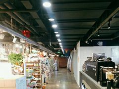 -第5大道精品休闲购物广场