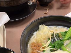 -灵芝妹子海鲜米线(瓦房店新玛特店)