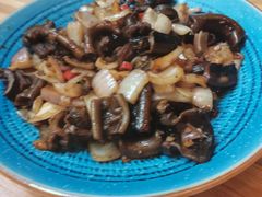 -啄佬食堂