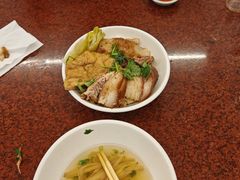 -猪脚洪隆江猪脚饭