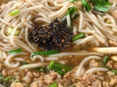 -正宗杨记普洱酸醋米线(总店)